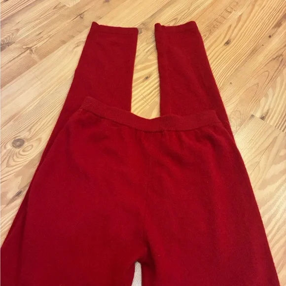Neiman Marcus Red Cashmere Garment pants - Picture 3 of 3